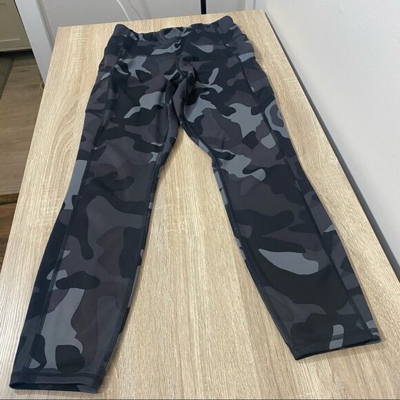 Athleta Work out leggings - Picture 2 of 7